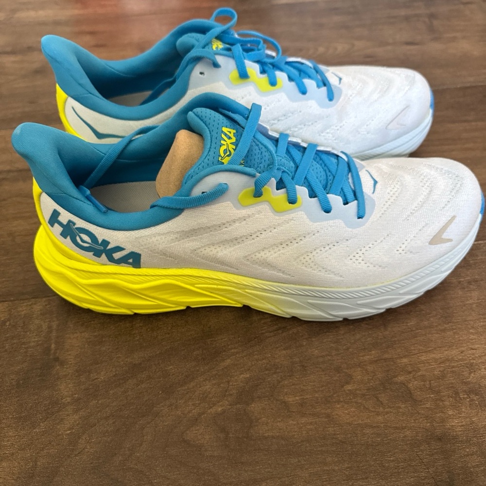NIB HOKA M ARAHI 6 HOKA ONE ONE Men's Low-Top Sneakers US 10D blue/white/yellow